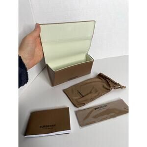 Burberry London Tan Large Brown Case Cloth Included